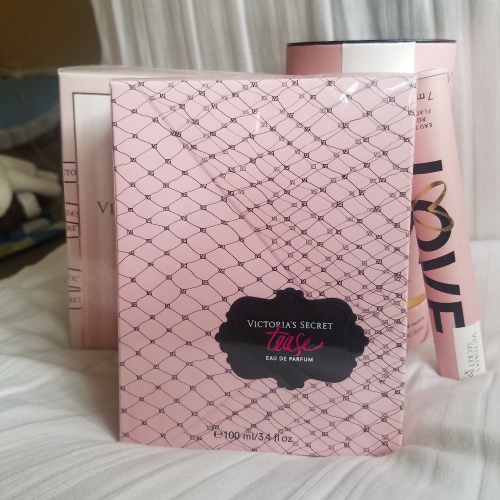 Victoria Secret "Tease"